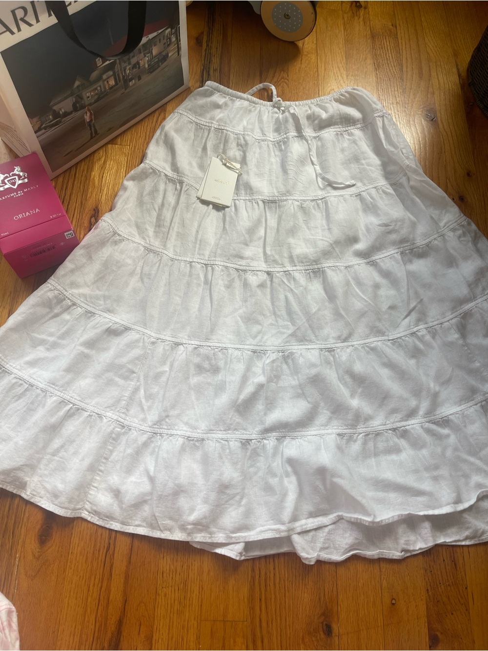 Aritzia White Tiered Linen-Blend Midi Skirt